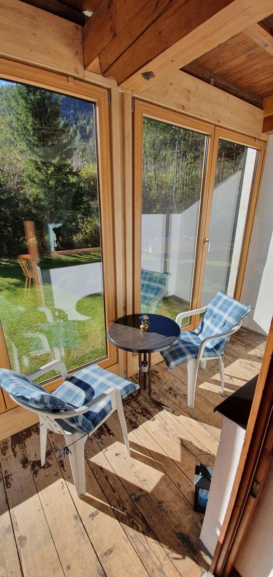 Pension Appartements Via Claudia Lermoos Room photo